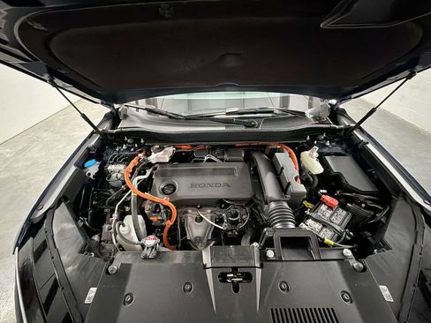 Used 2025 Honda CR-V Sport-L image 29