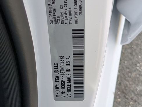 New 2026 RAM 1500 4x4 Crew Cab image 24