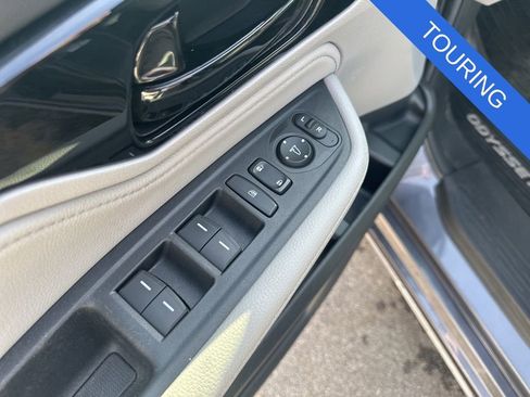 Used 2023 Honda Odyssey Touring image 10