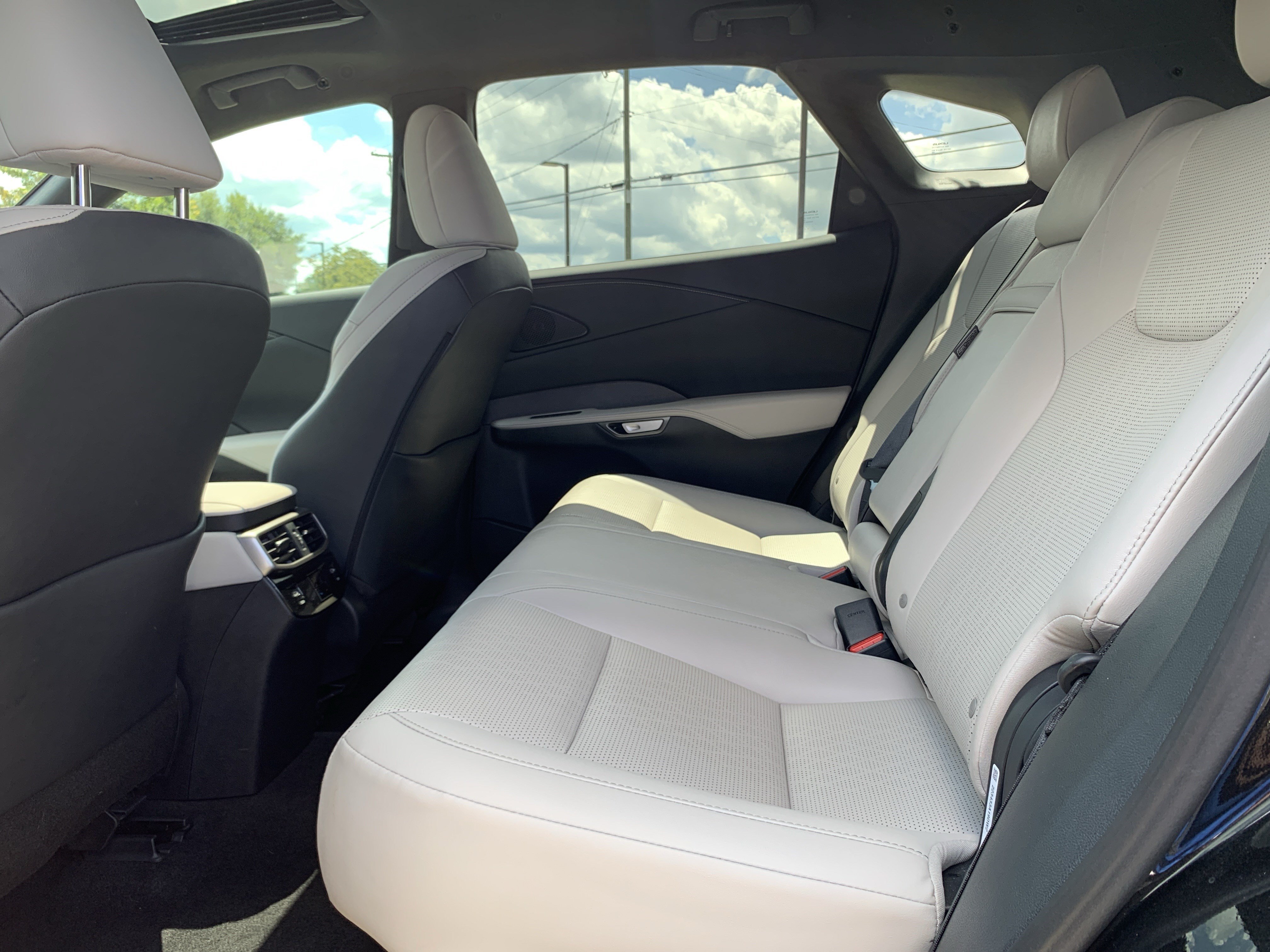 Used 2024 Lexus RX 350 Premium Plus w/ Convenience Package FWD image 32