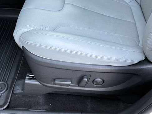 Used 2022 Hyundai Palisade SEL w/ 8P Bench Seat Package FWD image 14