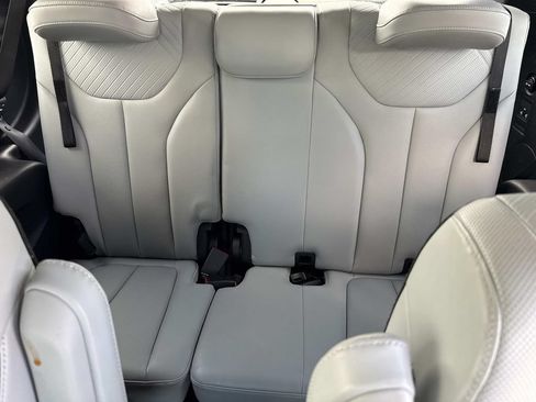 Used 2023 Hyundai Palisade SEL AWD/4WD image 19