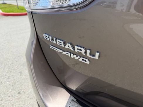 Used 2023 Subaru Forester Premium AWD/4WD image 10