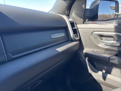 Used 2024 RAM 1500 Big Horn image 32