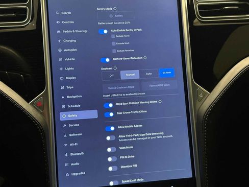 Used 2017 Tesla Model S 75D image 20