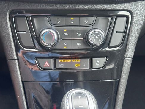 Used 2019 Buick Encore Preferred FWD image 31
