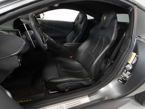 Used 2021 Ferrari Roma image 37