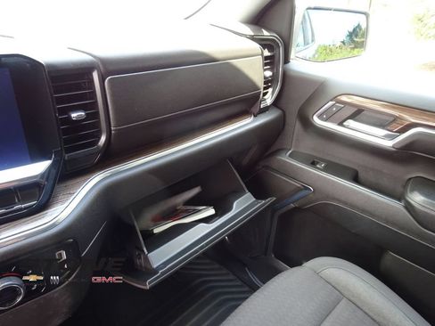 Used 2024 Chevrolet Silverado 1500 RST RWD image 28