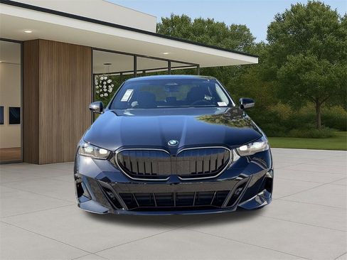 New 2026 BMW 530i w/ M Sport Package image 2