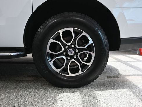Used 2022 Ford Expedition Max XLT AWD/4WD image 15