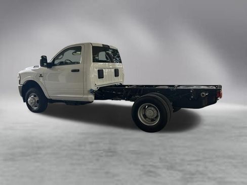 Used 2024 RAM 3500 Tradesman RWD image 4