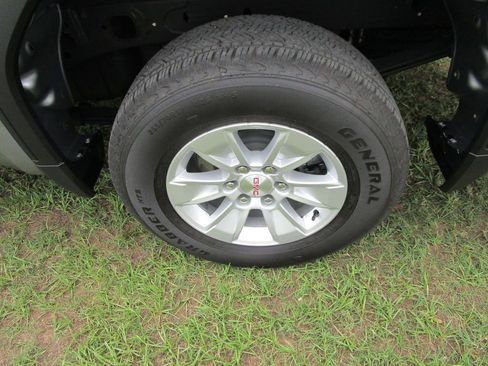 Used 2025 GMC Sierra 1500 Pro w/ Pro Value Package RWD image 16