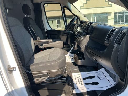 Used 2023 RAM ProMaster 3500 FWD image 11