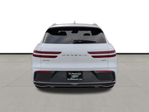 New 2026 Genesis GV70 2.5T image 6