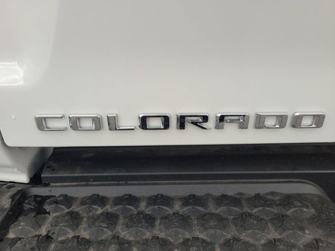 New 2026 Chevrolet Colorado ZR2 w/ Technology Package AWD/4WD image 25