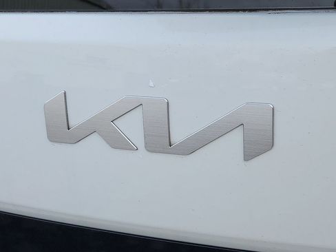 Certified 2025 Kia Soul S image 27