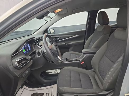 Used 2023 Chevrolet Bolt EUV LT w/ Driver Confidence Package image 22