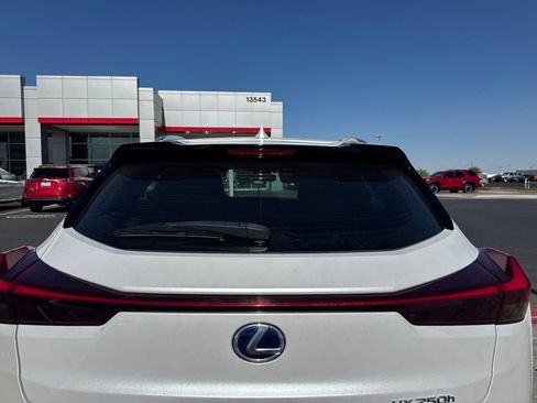 Used 2020 Lexus UX 250h AWD/4WD image 8