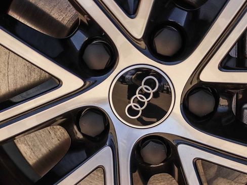 New 2026 Audi Q5 Premium Plus AWD/4WD image 15