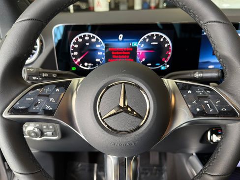 New 2026 Mercedes-Benz GLA 250 image 22