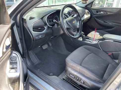 Used 2024 Chevrolet Malibu RS FWD image 5