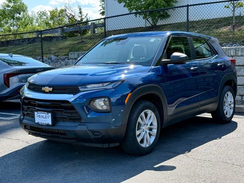 Used 2021 Chevrolet TrailBlazer LS AWD/4WD image 3
