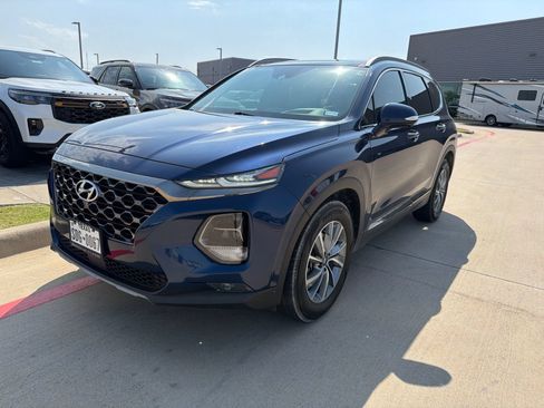 Used 2020 Hyundai Santa Fe Limited w/ Cargo Package FWD image 3
