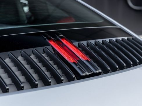 Certified 2024 Porsche 911 Carrera w/ Premium Package image 15