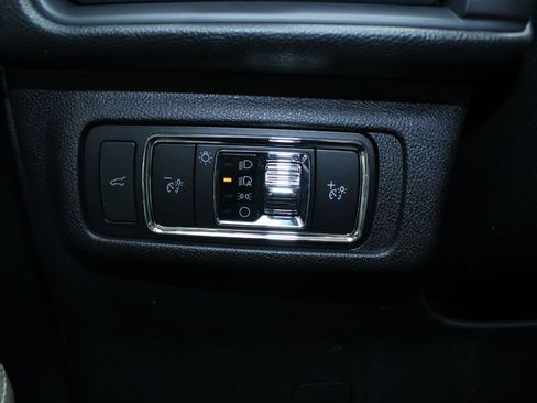 Used 2023 Lincoln Corsair AWD w/ Equipment Group 101A image 34