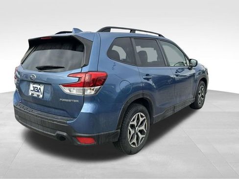 Used 2021 Subaru Forester Premium image 27