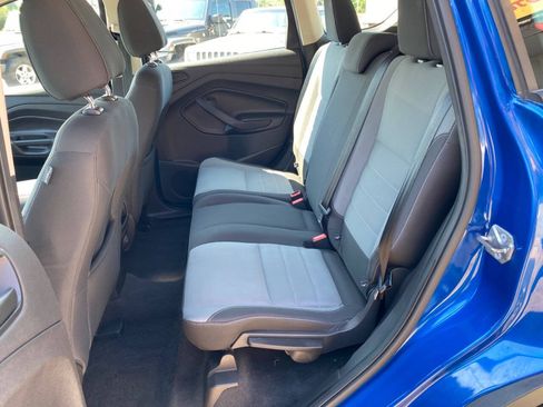 Used 2017 Ford Escape S FWD image 18