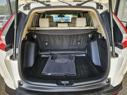 Used 2018 Honda CR-V Touring image 10