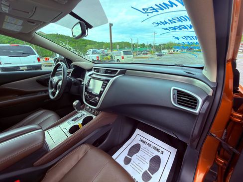 Used 2016 Nissan Murano Platinum w/ Platinum Technology Package AWD/4WD image 28