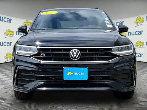 Used 2023 Volkswagen Tiguan SE R-Line AWD/4WD image 2