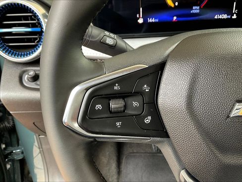 Used 2025 Chevrolet Trax LT w/ Driver Confidence Package image 12