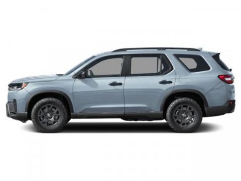 Certified 2026 Honda Pilot TrailSport image 3