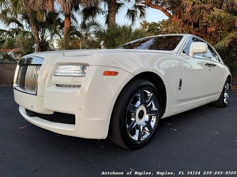Used 2010 Rolls-Royce Ghost RWD image 2