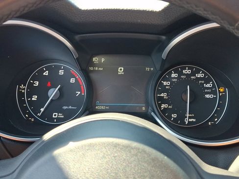 Used 2023 Alfa Romeo Stelvio Veloce AWD/4WD image 26