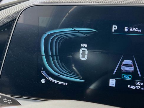 Certified 2023 Kia Niro EX image 12