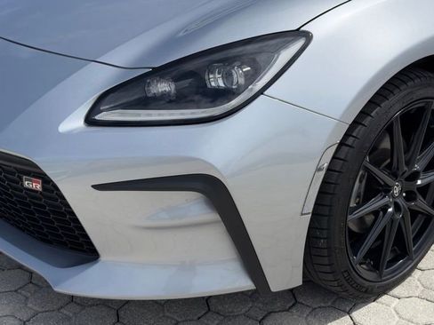 Used 2024 Toyota GR86 Premium RWD image 14
