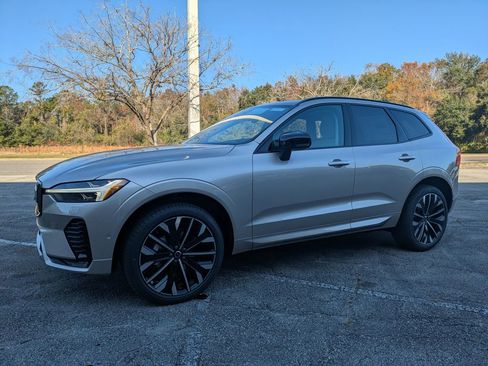 New 2026 Volvo XC60 B5 Ultra w/ Protection Package Premier AWD/4WD image 2