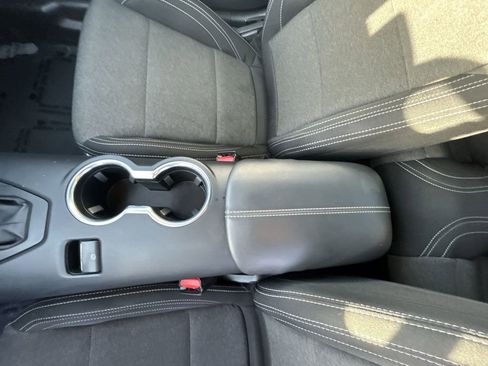 Used 2024 Ford Mustang Coupe image 21