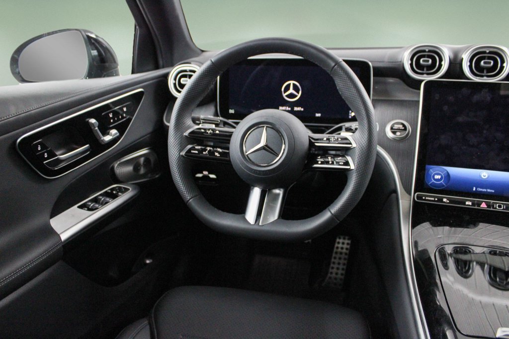 Used 2026 Mercedes-Benz GLC 300 4MATIC image 18