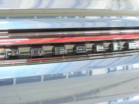 New 2026 Porsche Cayenne Coupe AWD/4WD image 40