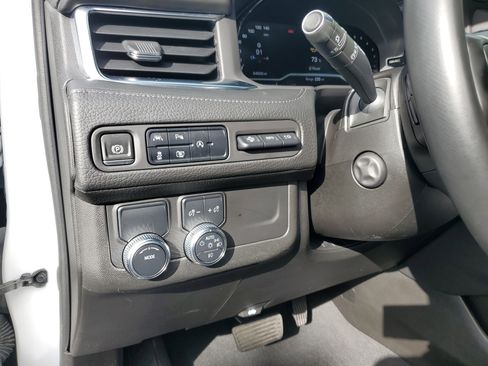 Used 2023 GMC Yukon XL Denali image 30