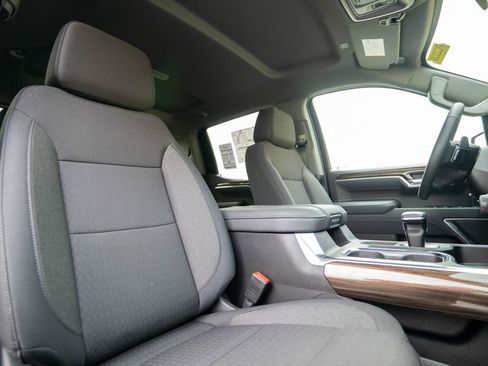 New 2026 Chevrolet Silverado 1500 LT AWD/4WD image 15