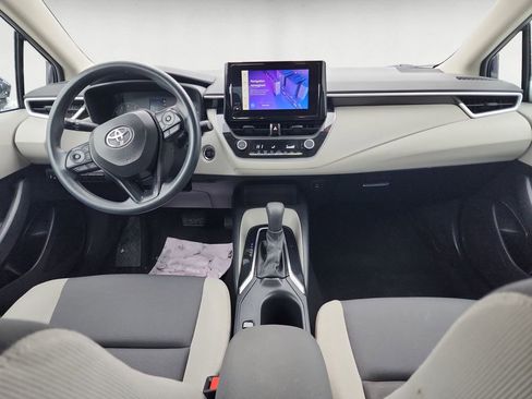 Used 2023 Toyota Corolla LE w/ LE Premium Package image 10