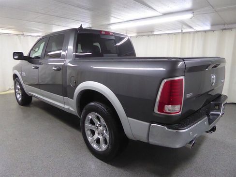 Used 2016 RAM 1500 Laramie w/ Convenience Group AWD/4WD image 4
