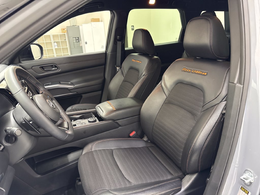 Used 2023 Nissan Pathfinder Rock Creek AWD/4WD image 17