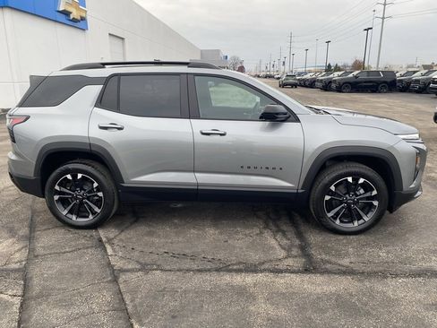 New 2026 Chevrolet Equinox RS image 8